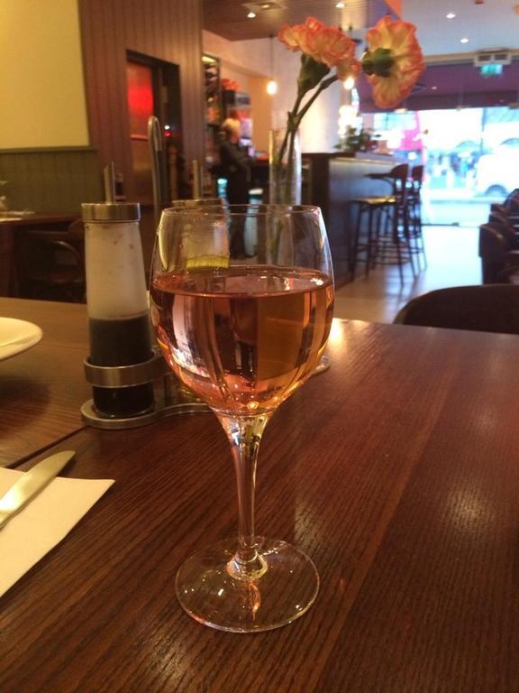 Kings Cross Inn Hotel London Ngoại thất bức ảnh